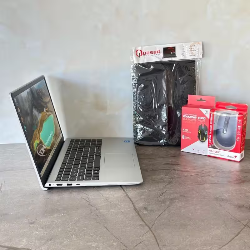 Laptop Dell Inspiron 3530 i5 13va SSD 512 Gb Ecuador