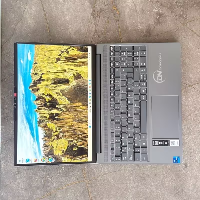 Laptop Lenovo Core i7 13va | SSD 512 Gb - Ram 16 Gb ¡Gran Oferta!
