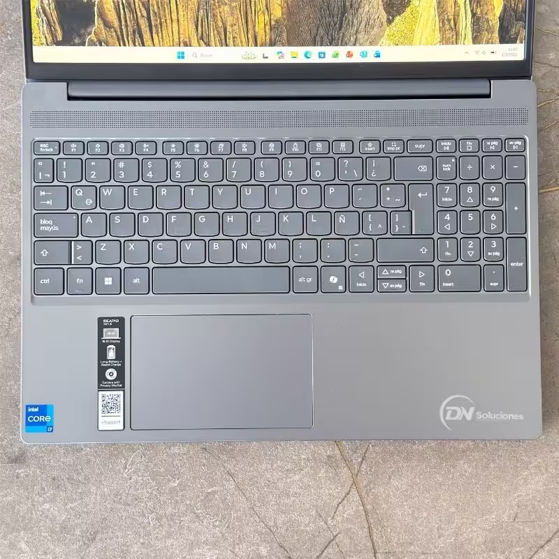 Laptop Lenovo Core i7 13va | SSD 512 Gb - Ram 16 Gb ¡Gran Oferta!