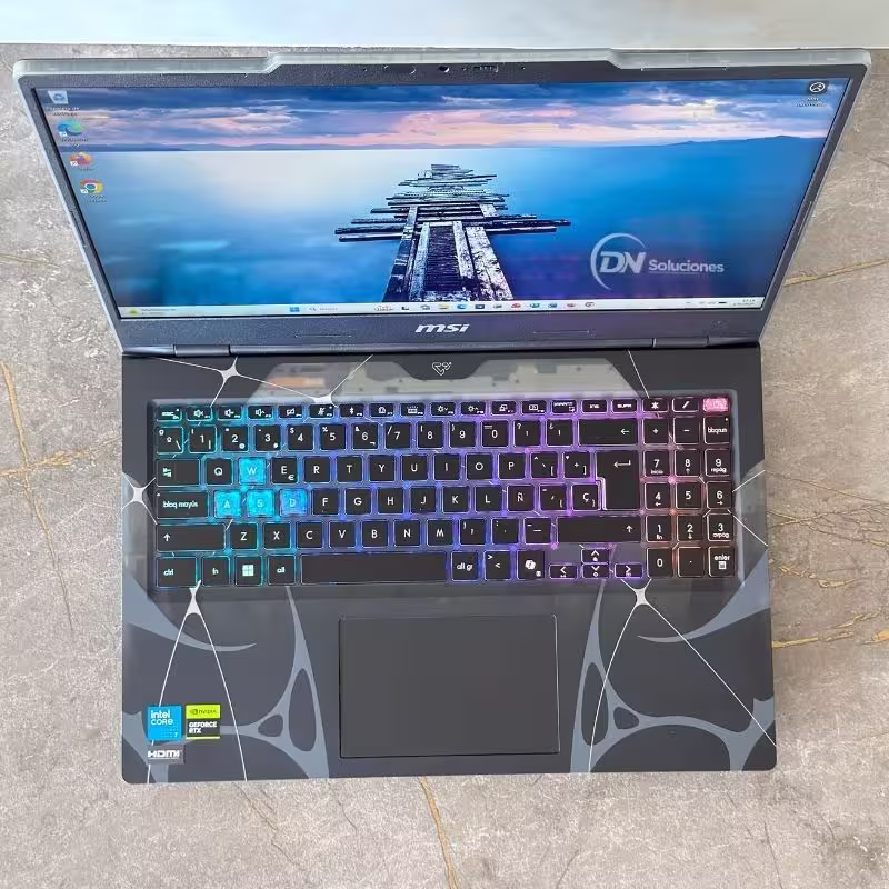 Laptop MSI Cyborg 15 Core 7 240H | RTX 5050 8GB | Ecuador – Quito – Tumbaco