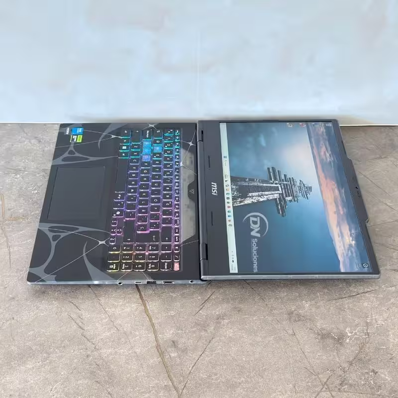 Laptop MSI Cyborg 15 Core 7 240H | RTX 5050 8GB | Ecuador – Quito – Tumbaco