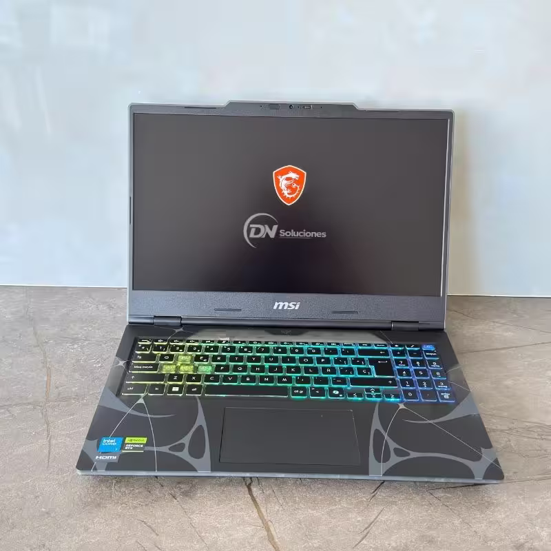 Laptop MSI Cyborg 15 Core 7 240H | RTX 5050 8GB | Ecuador – Quito – Tumbaco