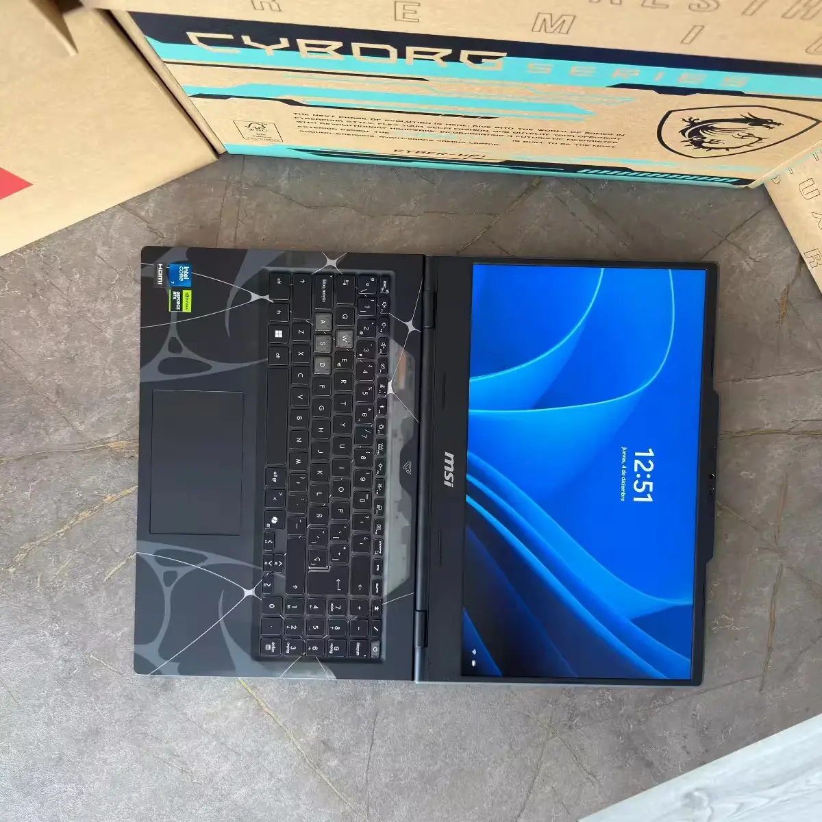 Laptop MSI Cyborg 15 Core 7 240H | RTX 5050 8 GB | 144 Mhz